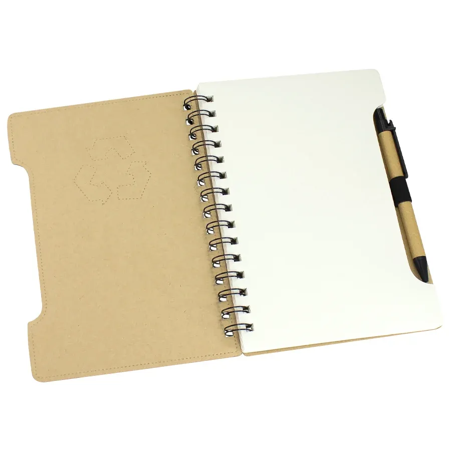 Cuaderno de cartón reciclado con elástico y bolsillo